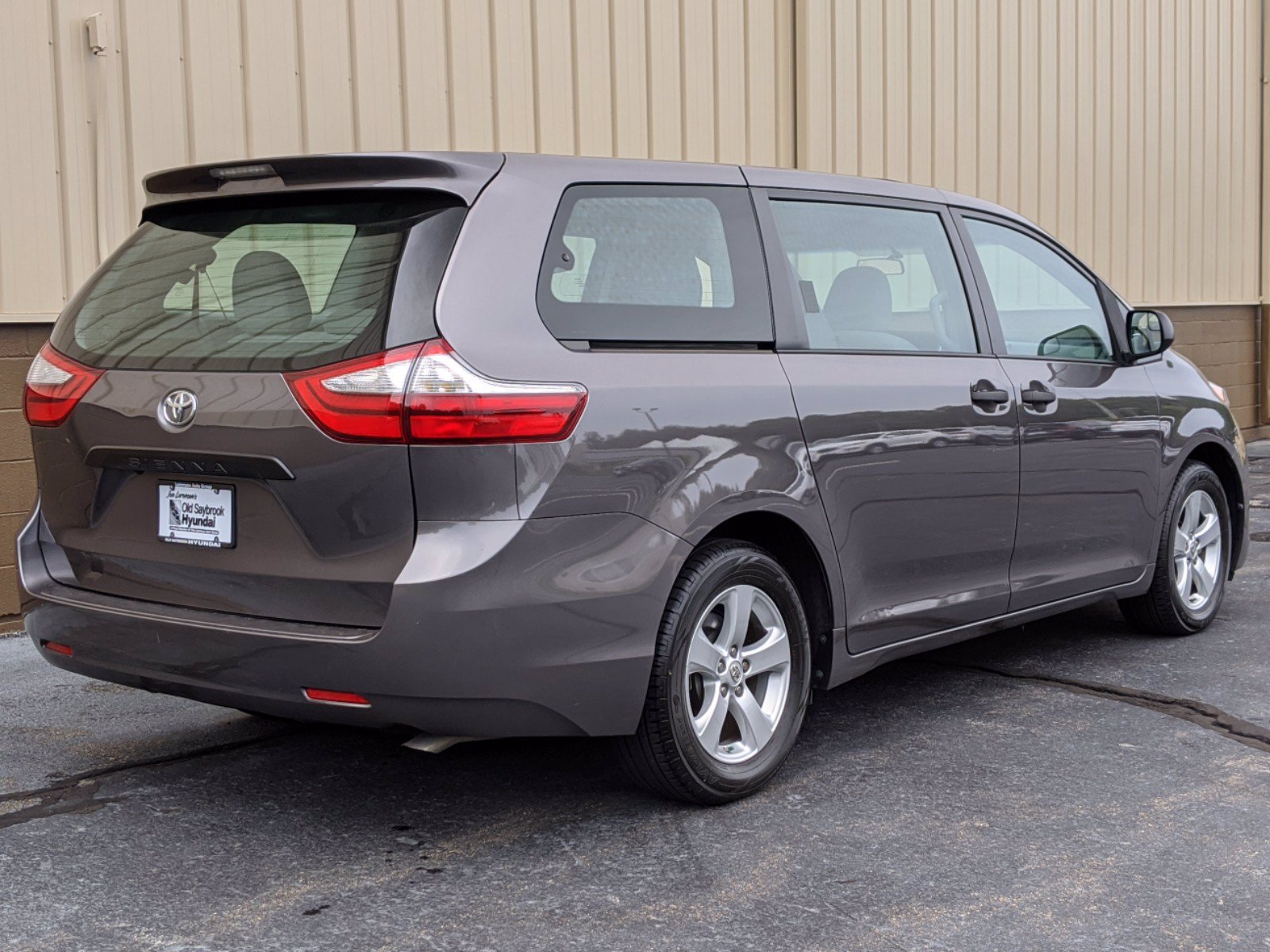 Pre-Owned 2015 Toyota Sienna L Mini-van, Passenger in Watertown #20177A ...